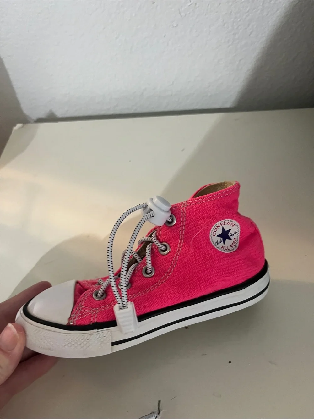 Converse Hi Tops Chucks Size 9 Hot Pink
